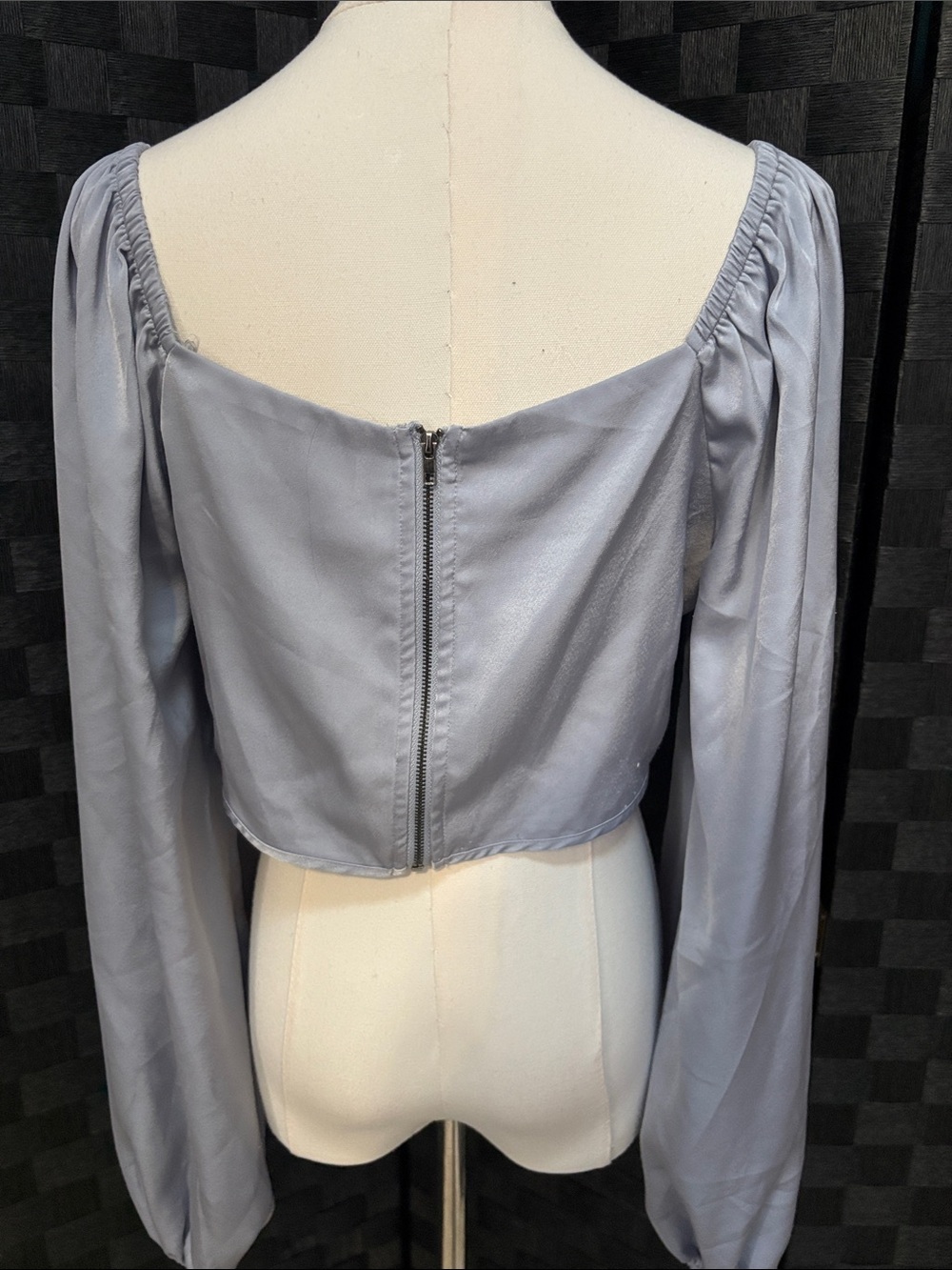 LE LIS Light Lavender Satin Ruched Corset Top L - Picture 3 of 6